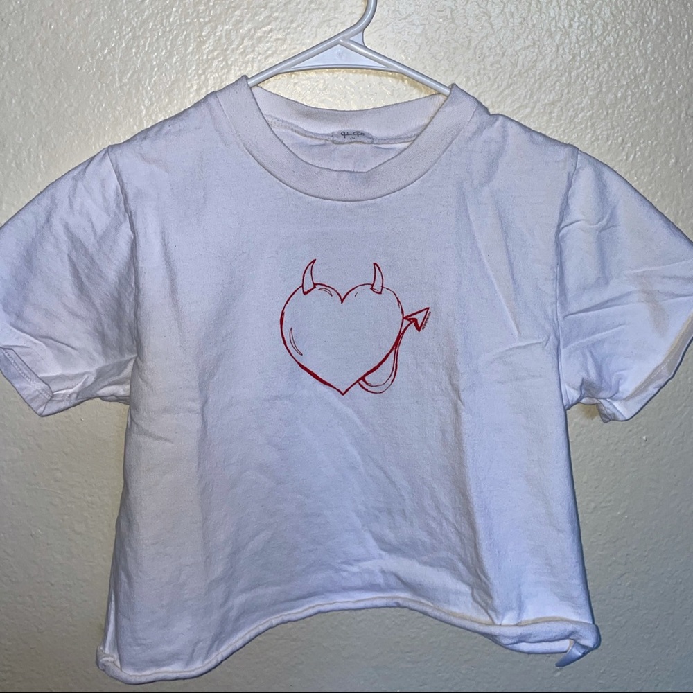 Devil heart tee
